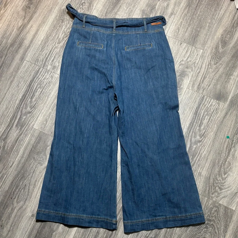 Anthropologie Pilcro High Rise Wide Leg Cropped Belted Jeans Blue Denim size 32